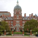 جامعة جونز هوبكنز (Johns Hopkins University)