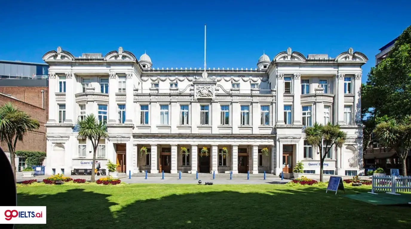 جامعة كوين ماري في لندن