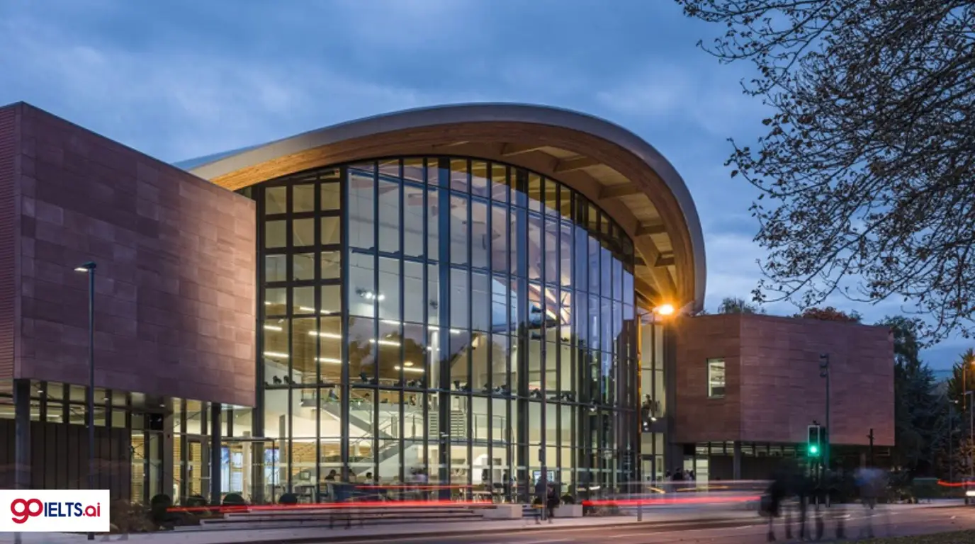 جامعة وارويك University of Warwick